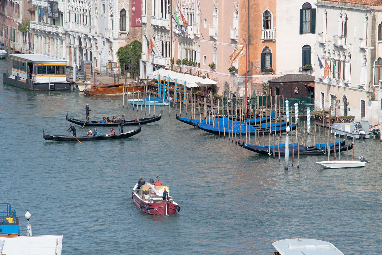 Italy Venice Grand Canal Channel - Gruendercoach / Pixabay