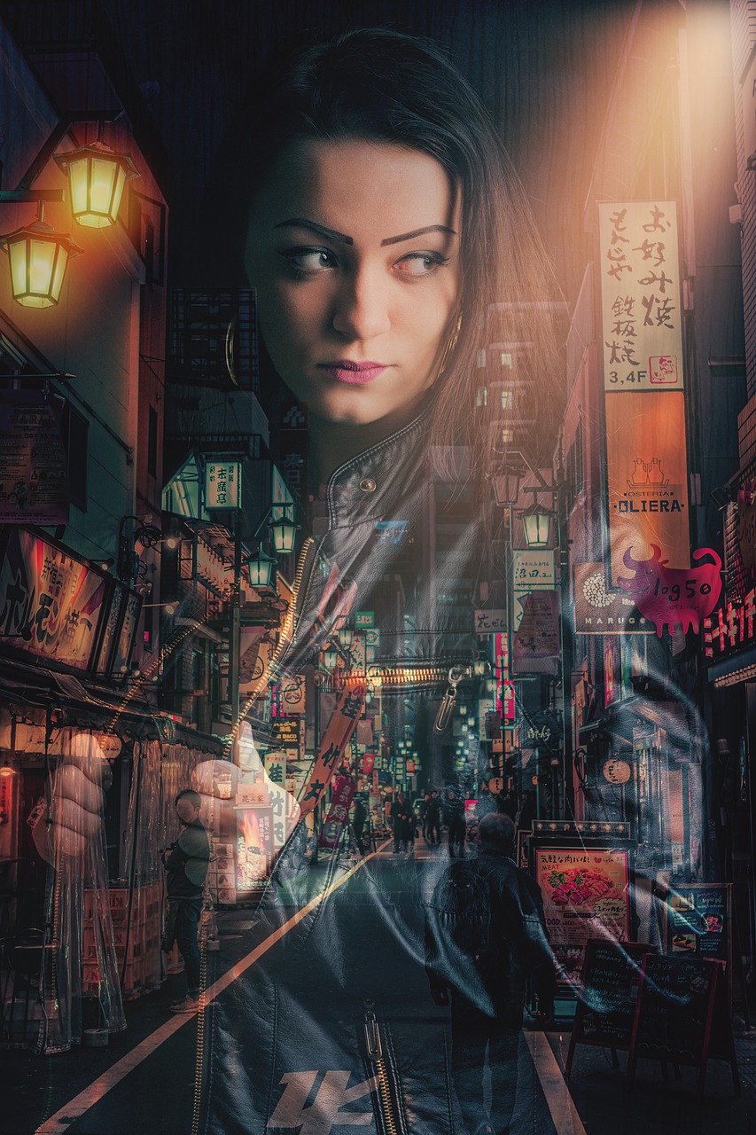 Japan Night Woman Tokyo  - ThomasWolter / Pixabay