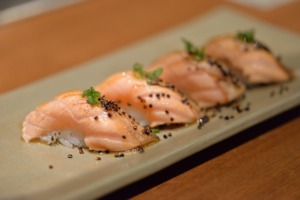 Japanese Cuisine Dish Sushi Salmon  - PatricioHurtado / Pixabay