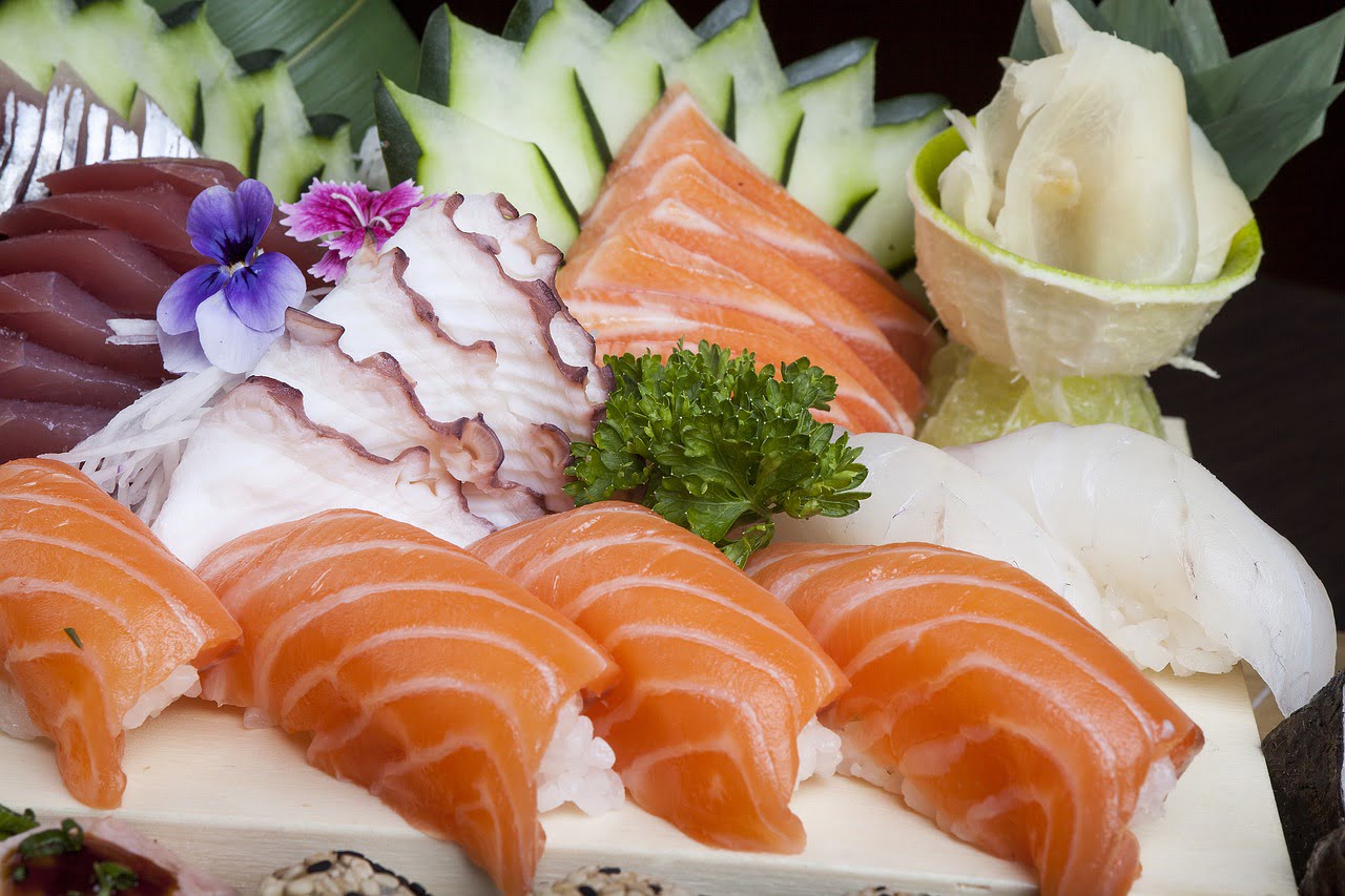 Japanese Food Sushi Japanese Food  - riquebeze / Pixabay