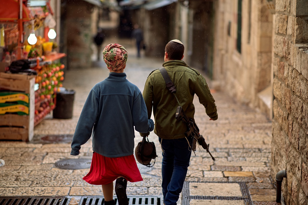 Jerusalem Israel Weapons Rifle  - Waldemar_RU / Pixabay