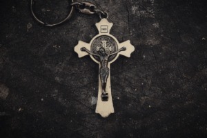 Jesus Cross Crucifix Christ  - CharlVera / Pixabay