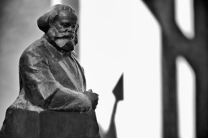 Karl Marx Statue Sculpture Landmark  - ArminEP / Pixabay