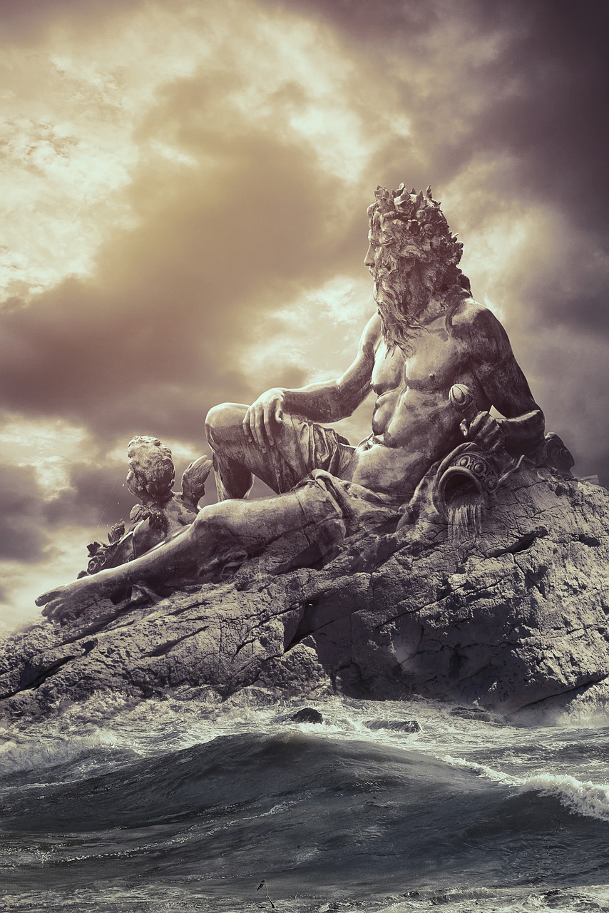King Sea Waves King Of The Sea - darksouls1 / Pixabay