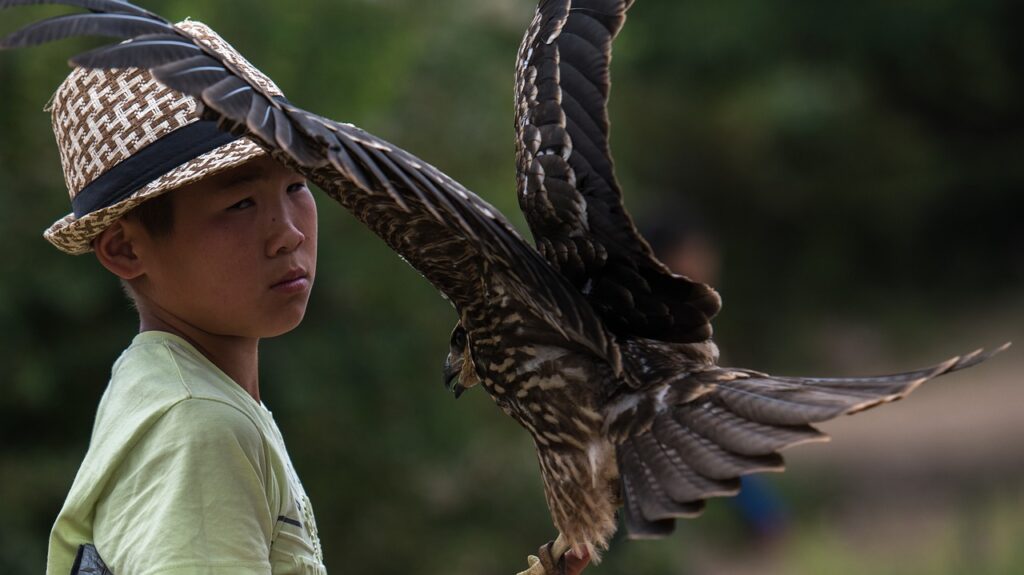 Kyrgyzstan Eagles Hunters Travel  - mtorrazzina / Pixabay
