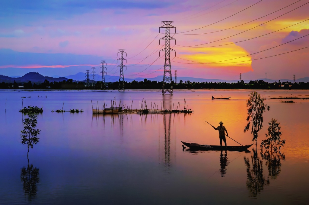 Lake Sunset Energy Tower Power  - vietnguyenbui / Pixabay