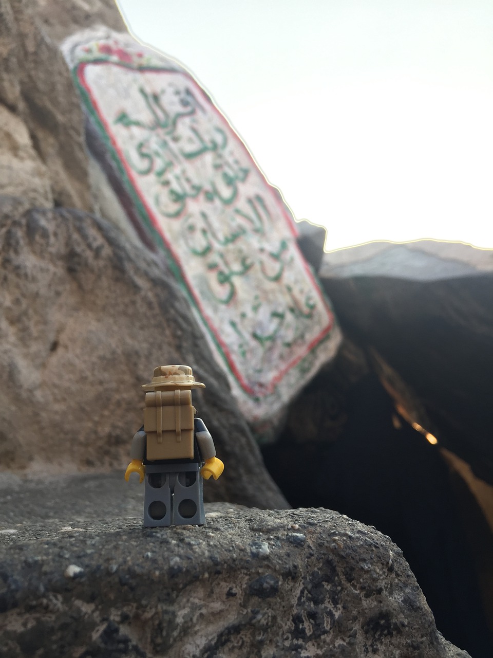 Lego Toy Miniature Figurine Rock  - firdaus_ansori / Pixabay