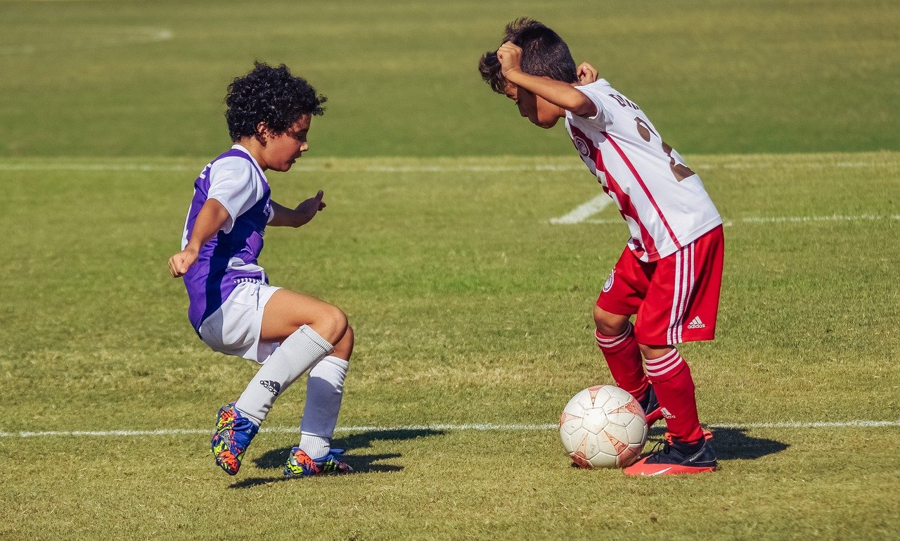 Little Boys Football Soccer Ball  - dimitrisvetsikas1969 / Pixabay