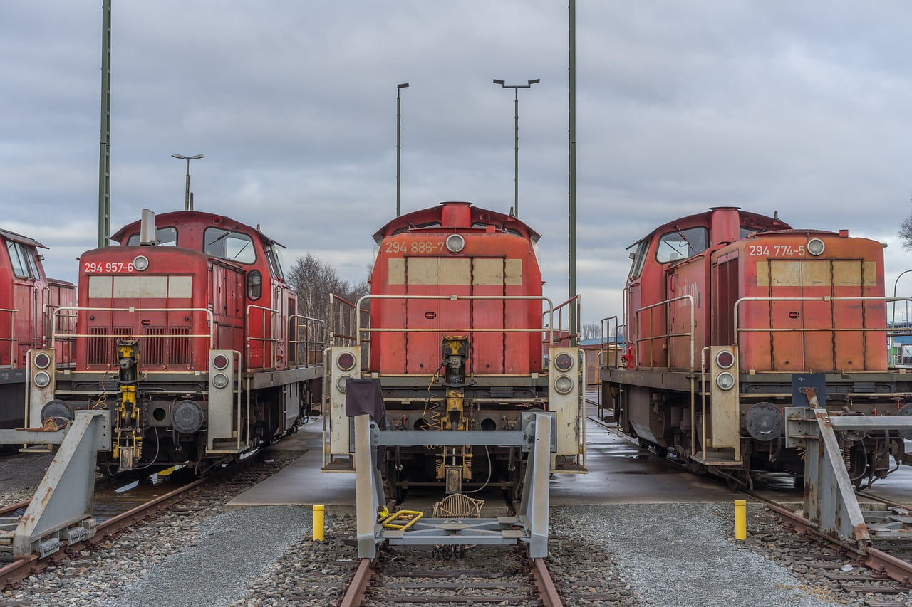 Locomotive Switcher Railway Loco - AKrebs60 / Pixabay