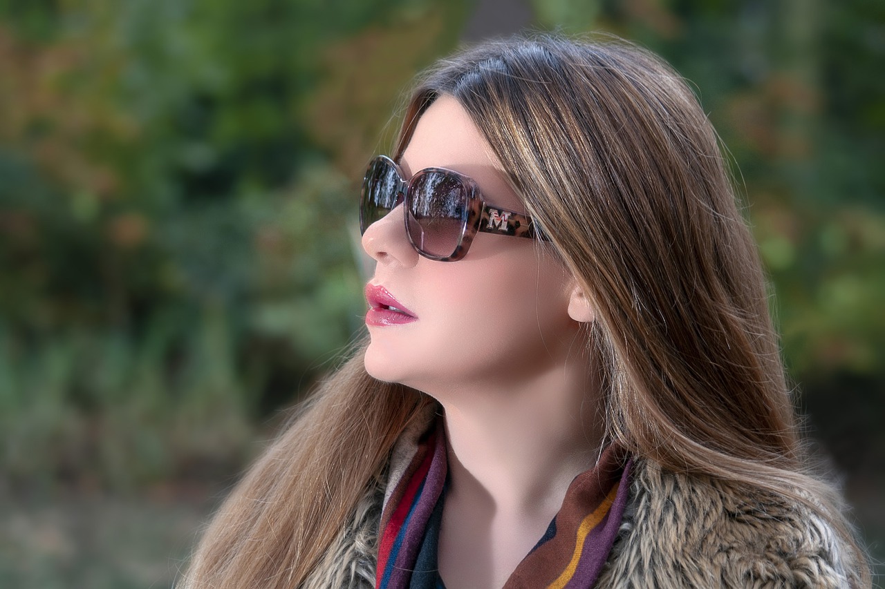 London Woman England Lady Face - TheDetonator / Pixabay