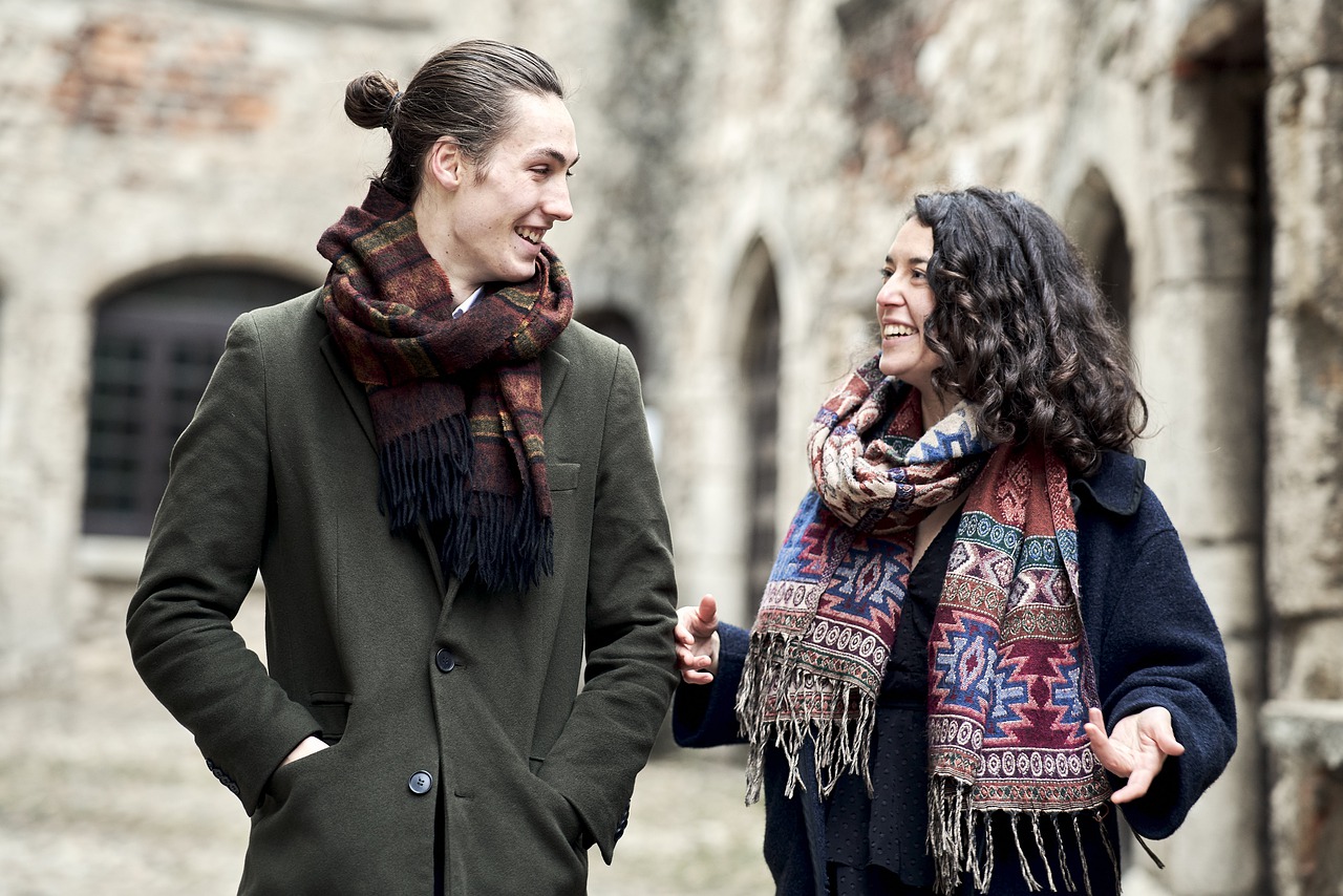 Lovers Couple Laughing Happy Smile  - instant-shooting / Pixabay