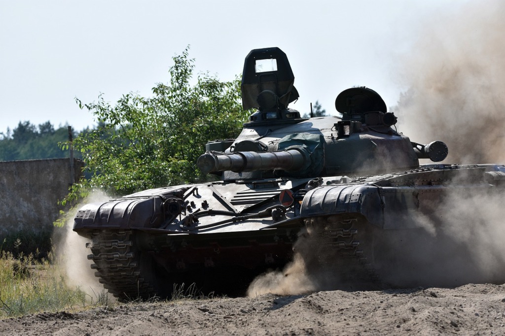 Main Battle Tank Military Vehicle  - artellliii72 / Pixabay