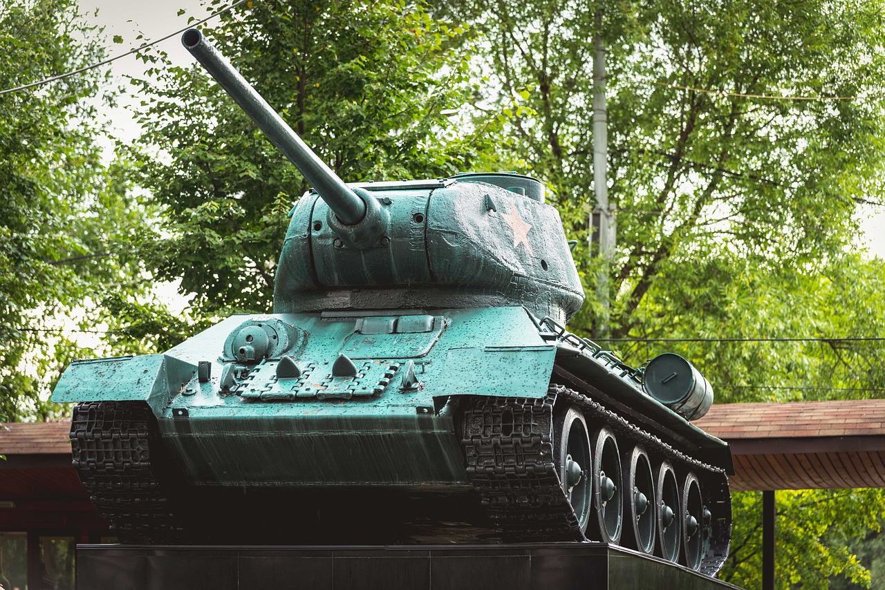 Main Battle Tank T  War Army  - Vladvictoria / Pixabay