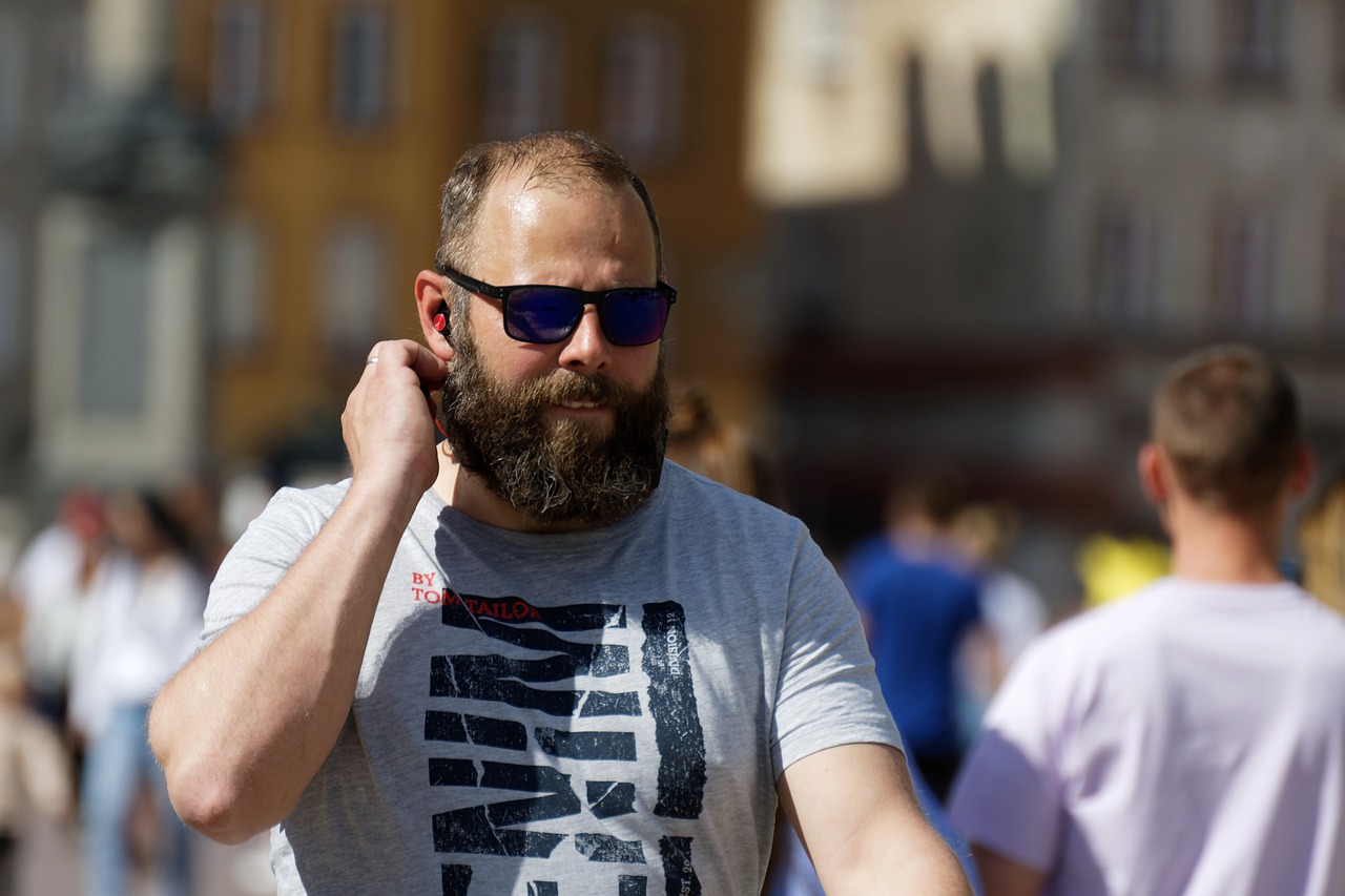 Man Bearded Eyeglasses Portrait - Surprising_Shots / Pixabay
