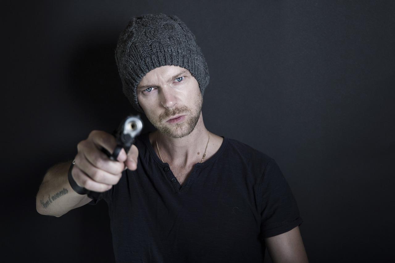 Man Gun Crime Mafia Gangster Gang  - Sammy-Sander / Pixabay