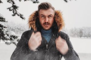 Man Male Model Snow Portrait  - OlcayErtem / Pixabay