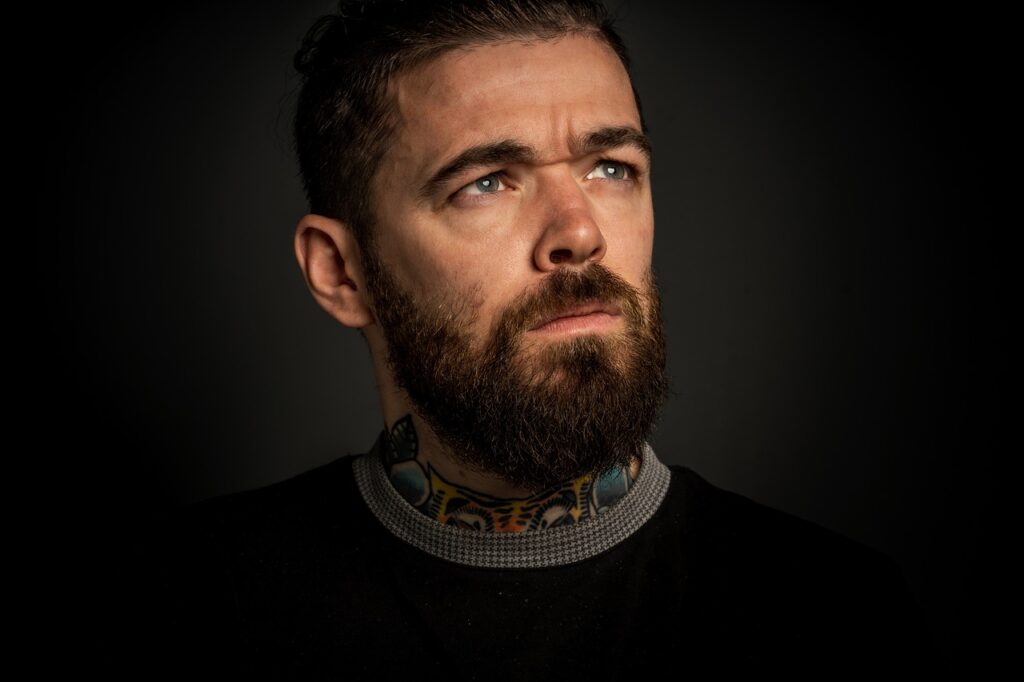 Man Model Face Beard Gesture  - leemurry01 / Pixabay