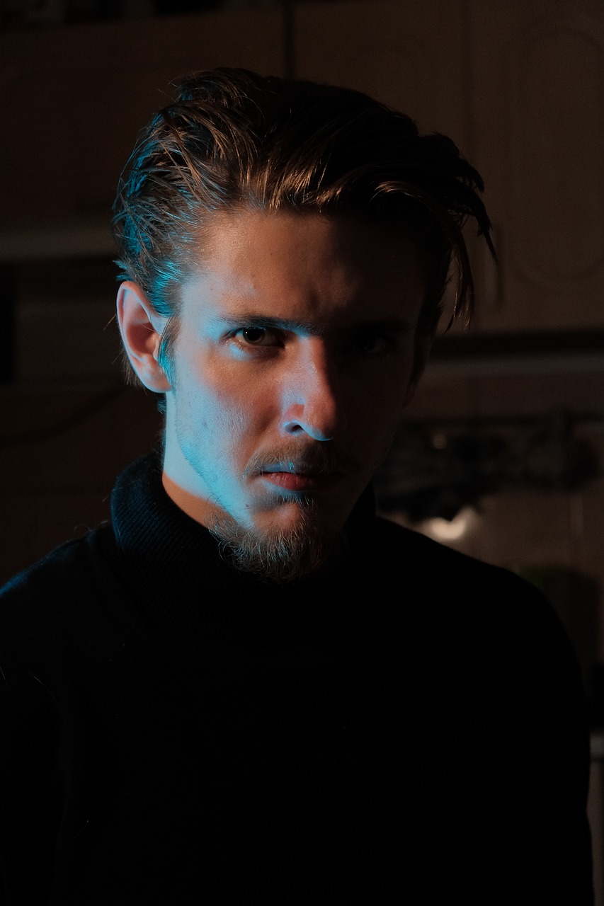 Man Model Face Pose Person - Raman_Spirydonau / Pixabay