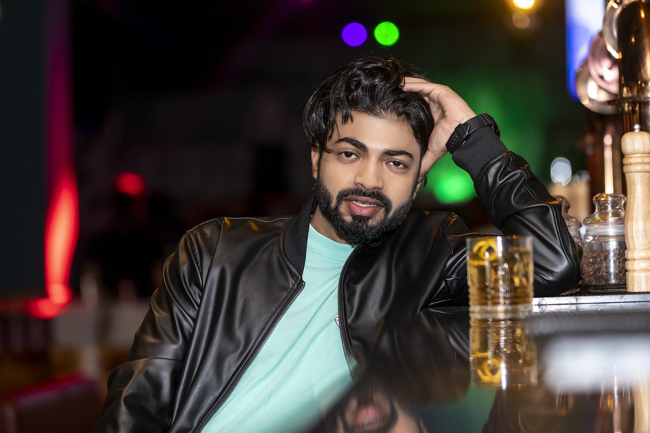 Man Model Portrait Pose Style  - Anilsharma26 / Pixabay