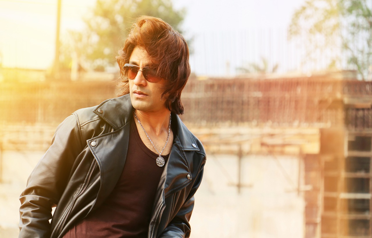 Man Model Sunglasses Male Fashion  - fashionate / Pixabay
