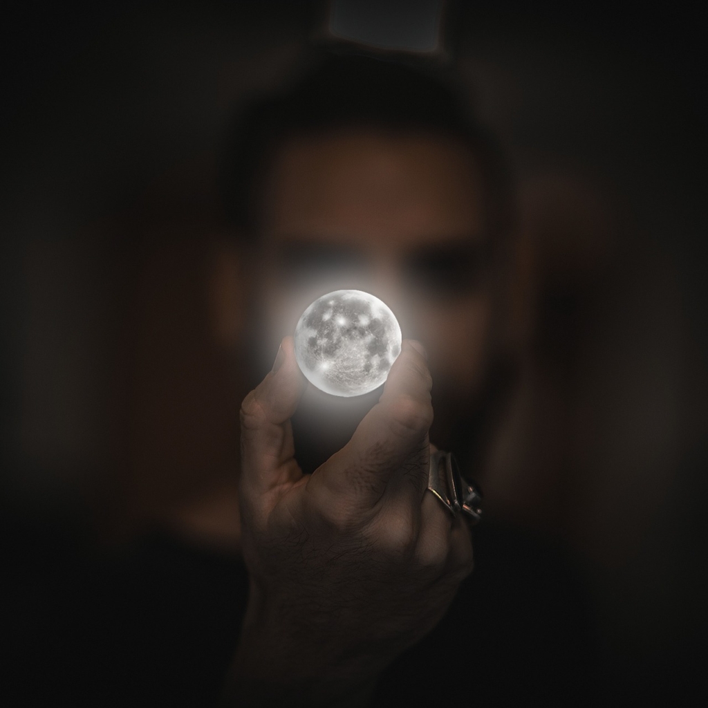 Man Moon Planet Celestial Body  - FunkyFocus / Pixabay