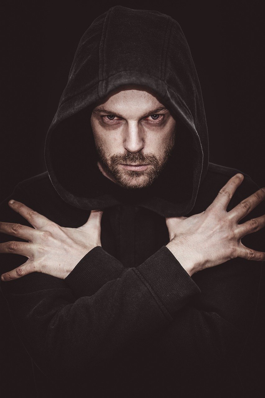 Man Mysterious Fiction Vampire  - Sammy-Williams / Pixabay