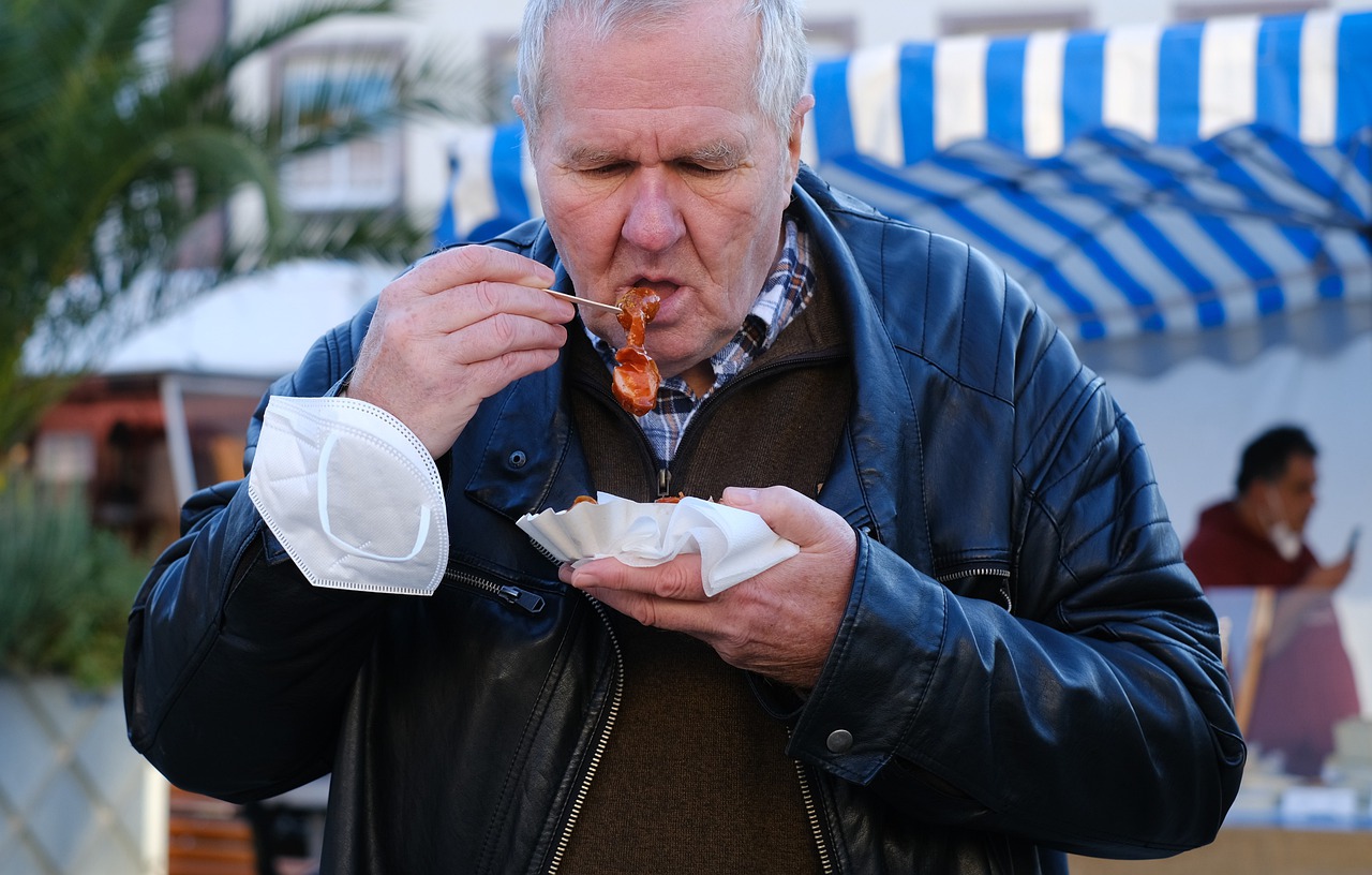 Man Overweight Unhealthy Fast Food  - geralt / Pixabay