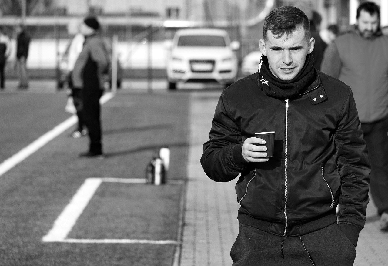 Man Paper Cup Winter Clothes Jacket - RoboMichalec / Pixabay