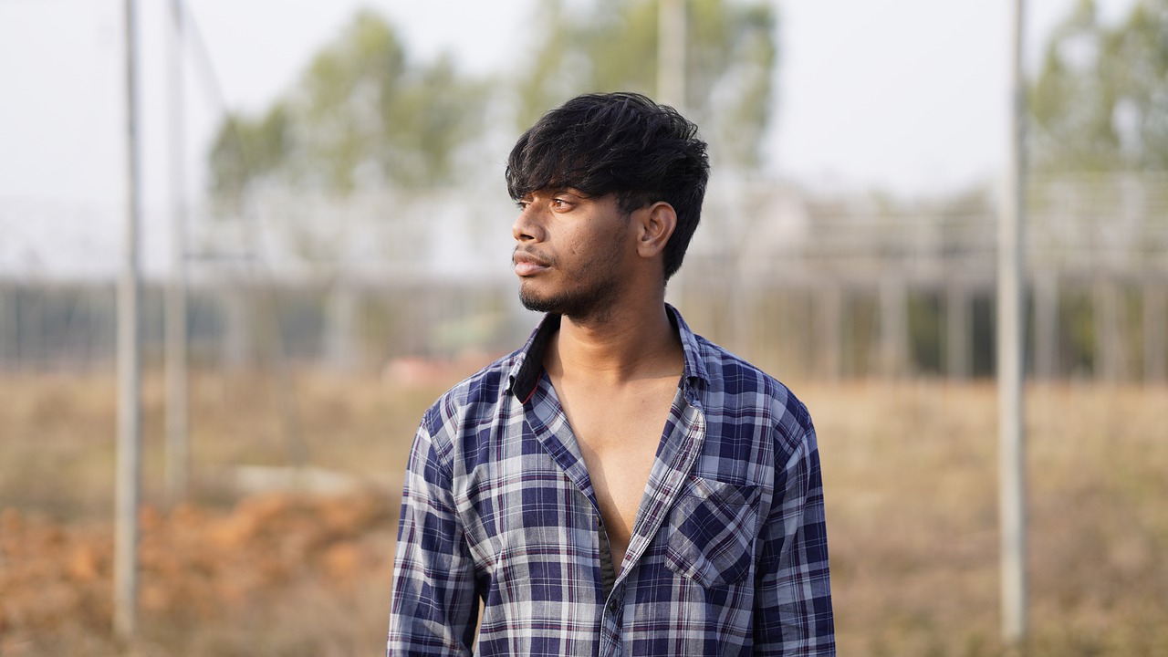 Man Portrait Fashion Male Pose  - AbrahamSuna / Pixabay