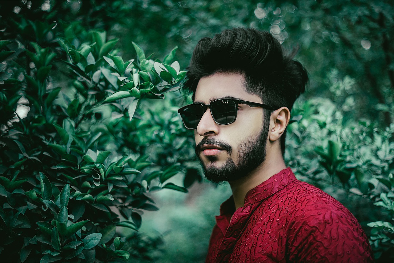 Man Sunglasses Fashion Male Boy  - SZpremium / Pixabay
