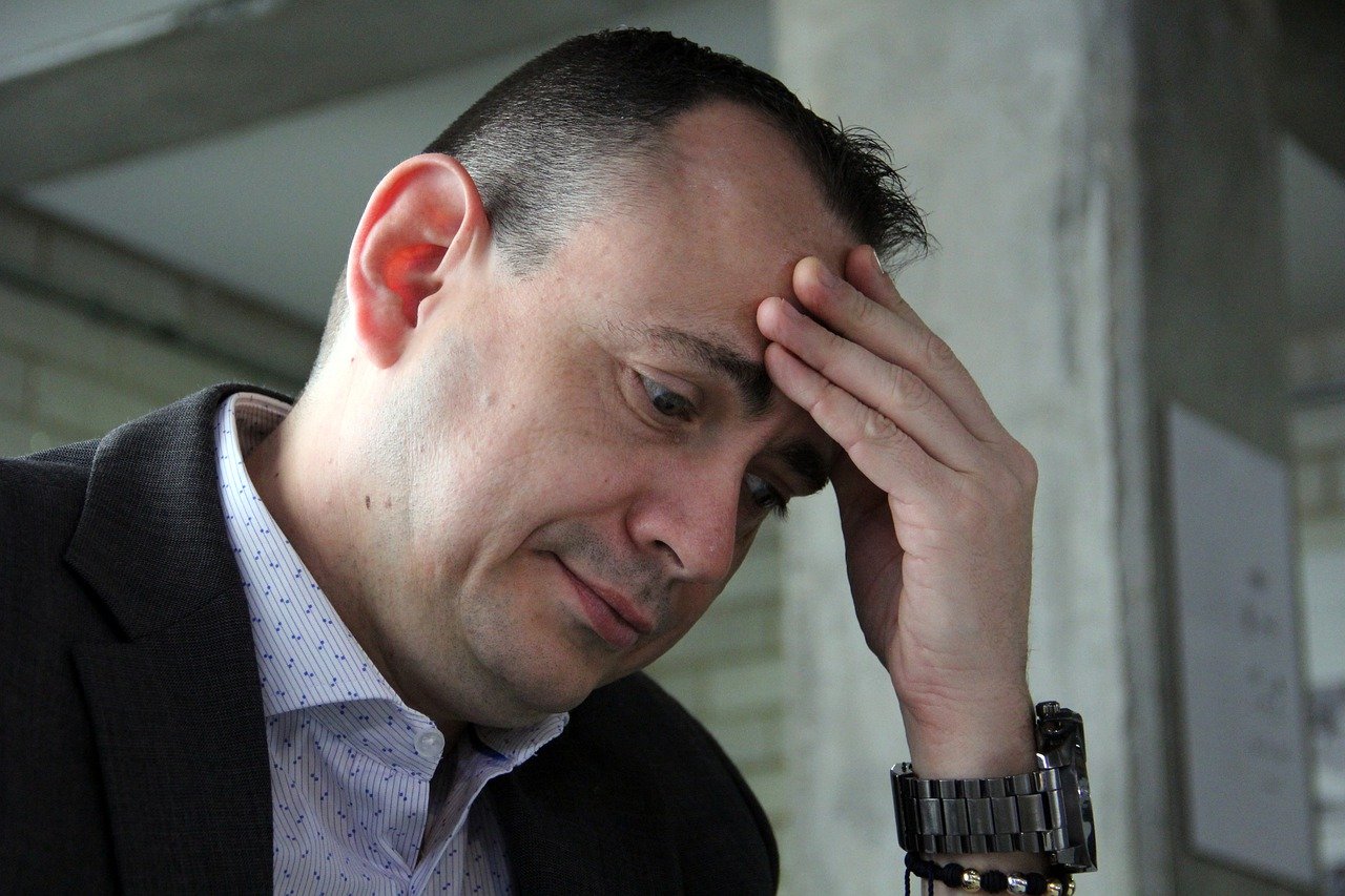 Man Thinking Thinking Thinking Man  - YanethLotero / Pixabay