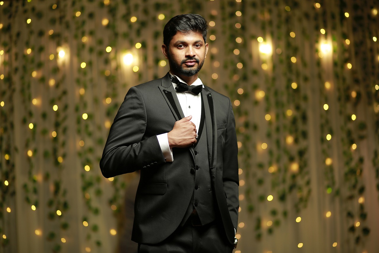 Man Wedding Formal Attire Handsome  - medialeads / Pixabay