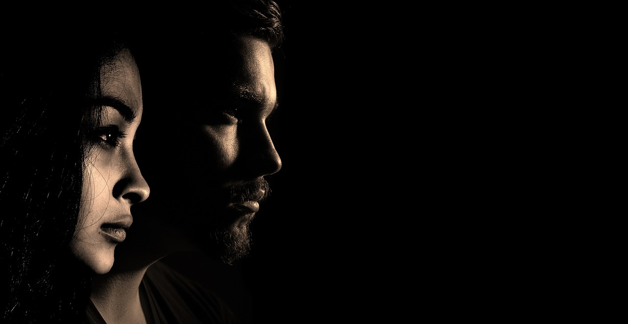 man woman composing dispute 2933984