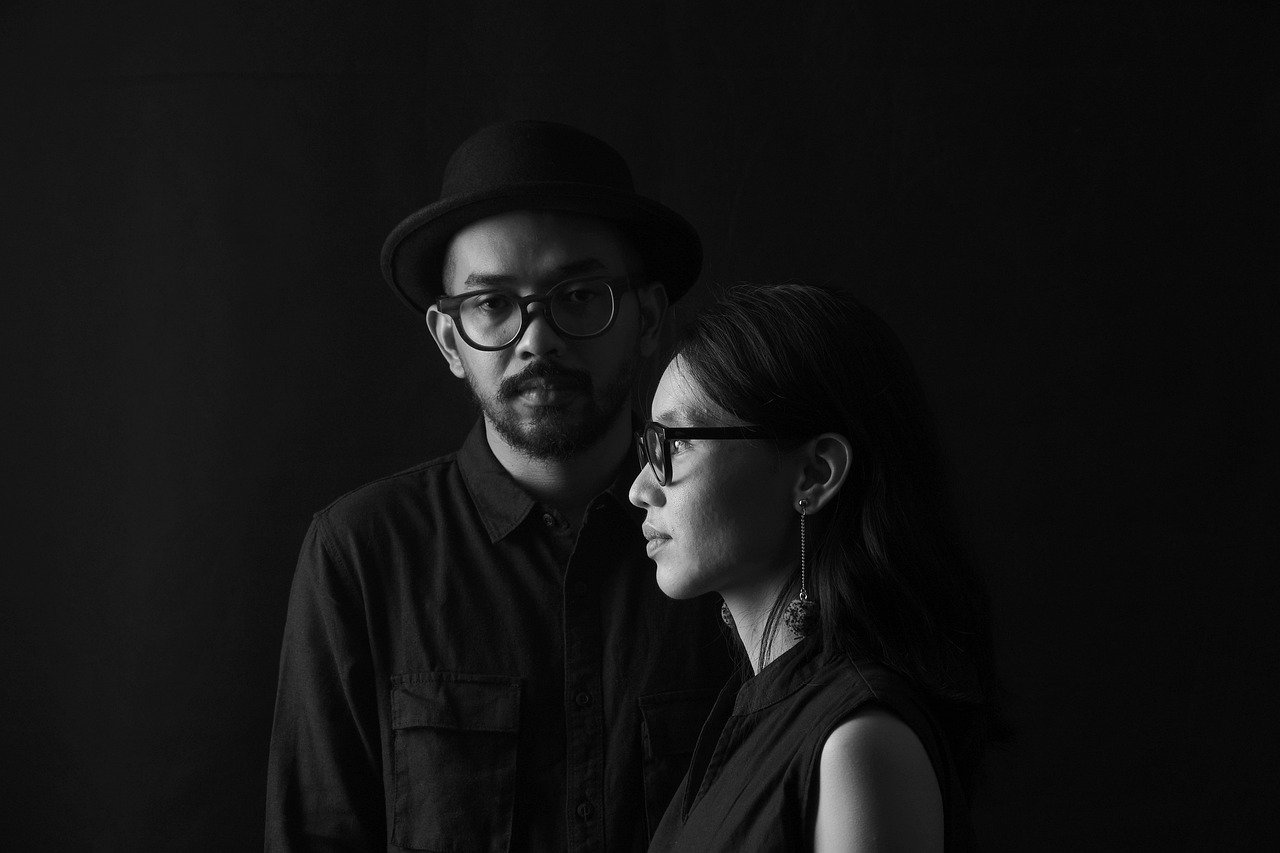 Man Woman Portrait Couple Together  - sonywisnup / Pixabay