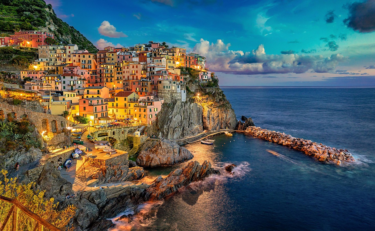 Manarola Cinque Terre Italy Coast - Julius_Silver / Pixabay
