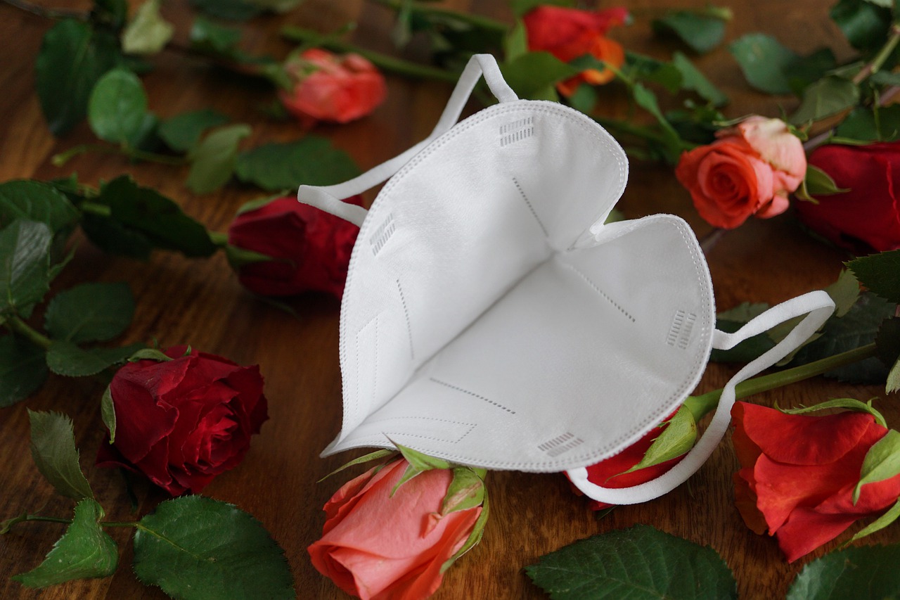 Mask Corona Heart Please Hygiene  - Kranich17 / Pixabay