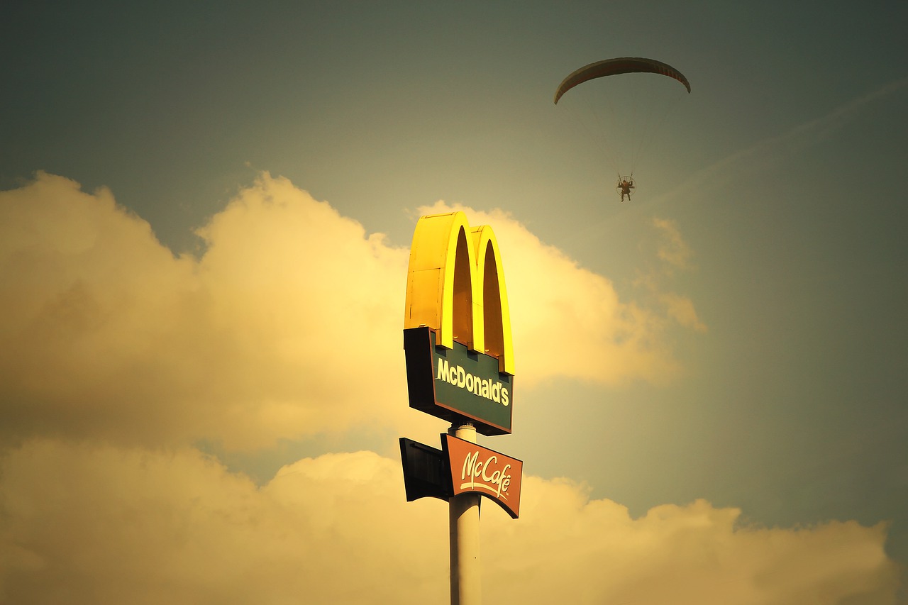 Mcdonalds Restaurant Fastfood  - 14006163 / Pixabay