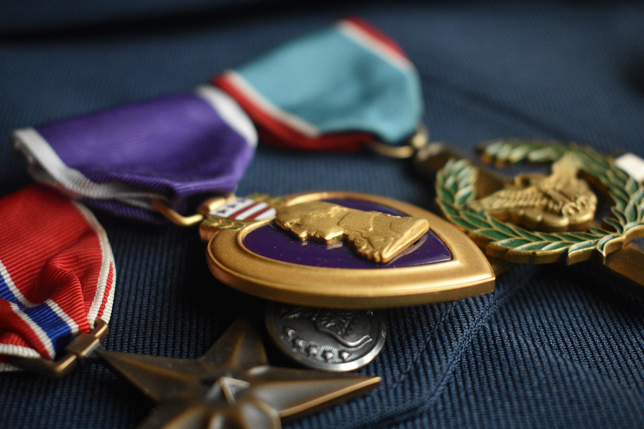 Medals Prize Achievement Goal  - artellliii72 / Pixabay