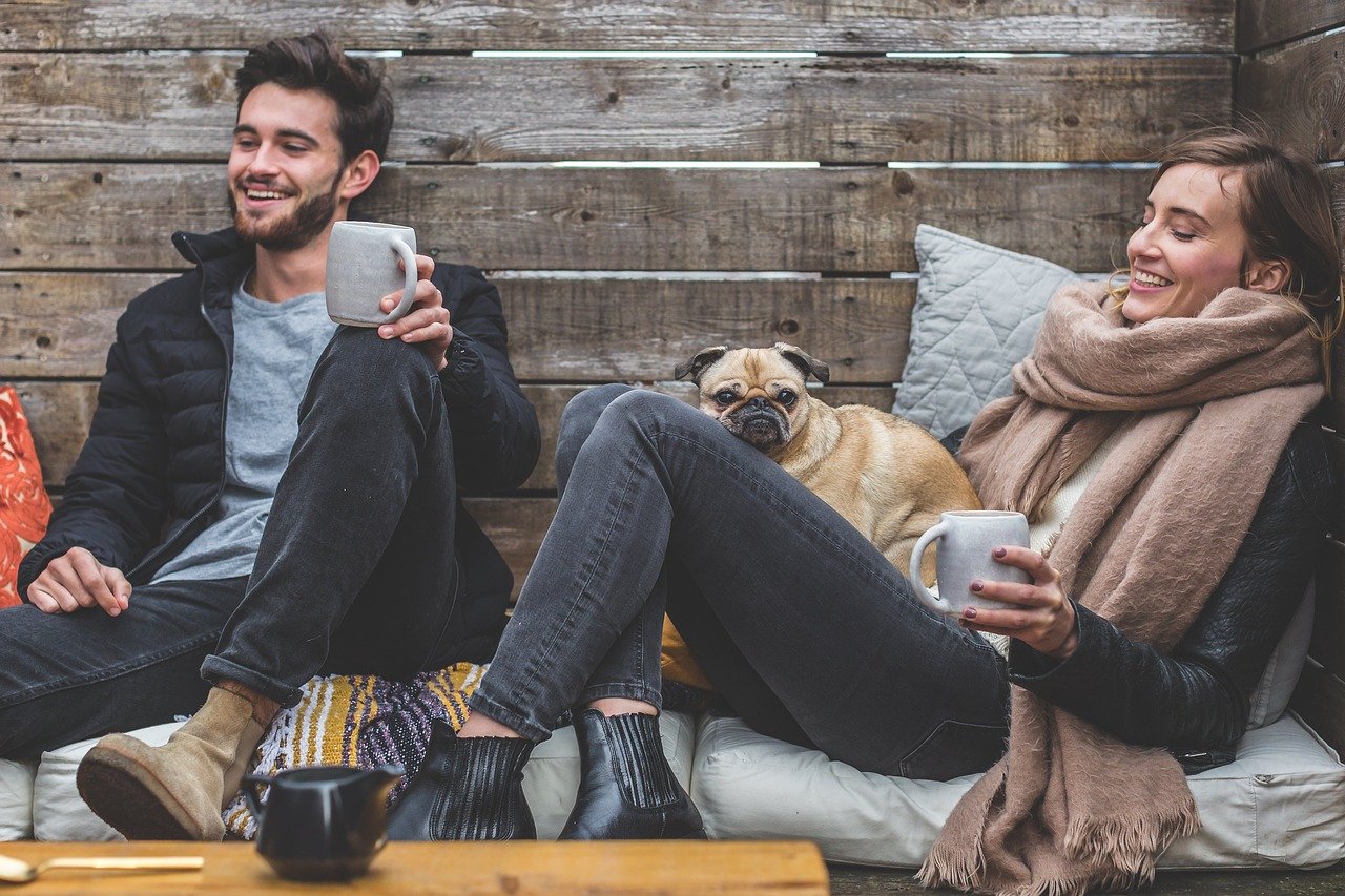 Men Women Apparel Couple People  - 5688709 / Pixabay