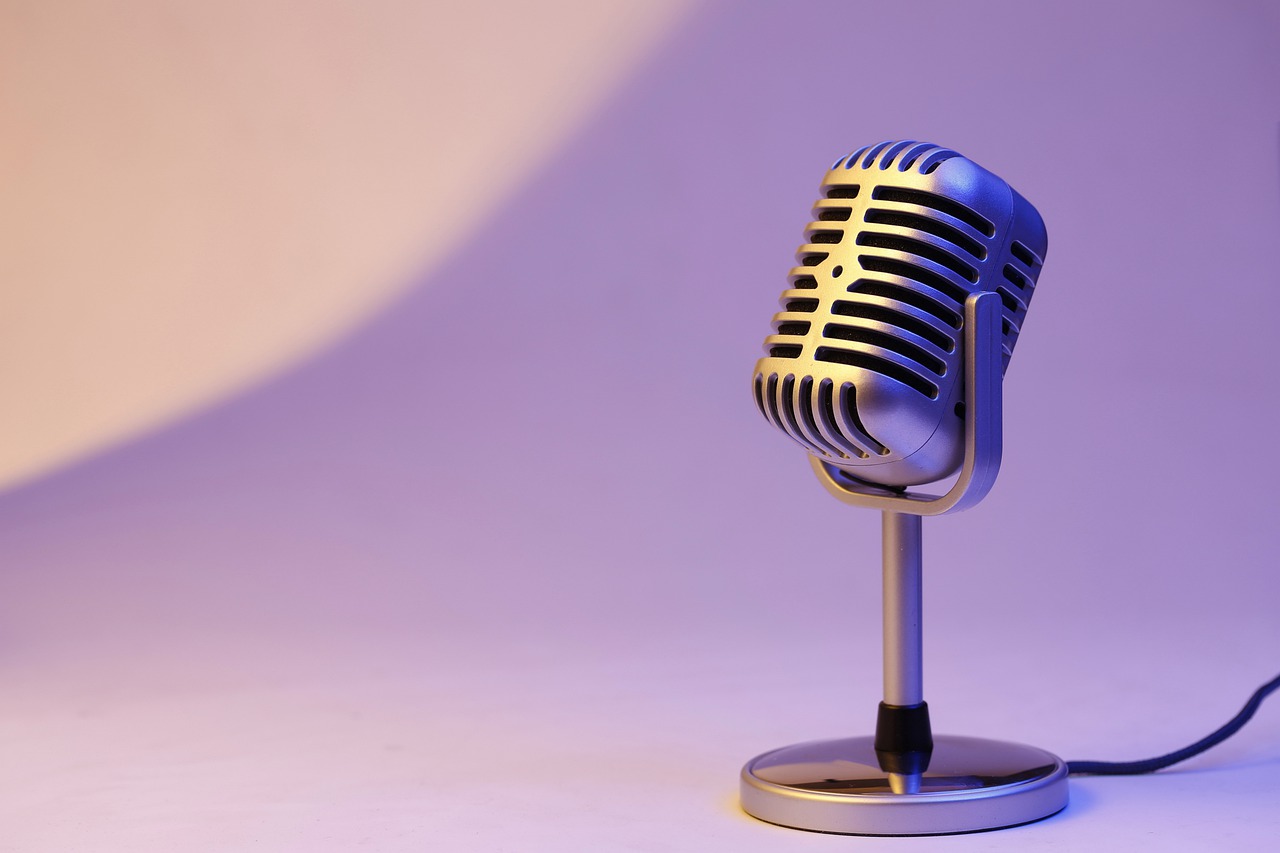Mic Song Talking Music Sing  - ssssanjeevi10 / Pixabay