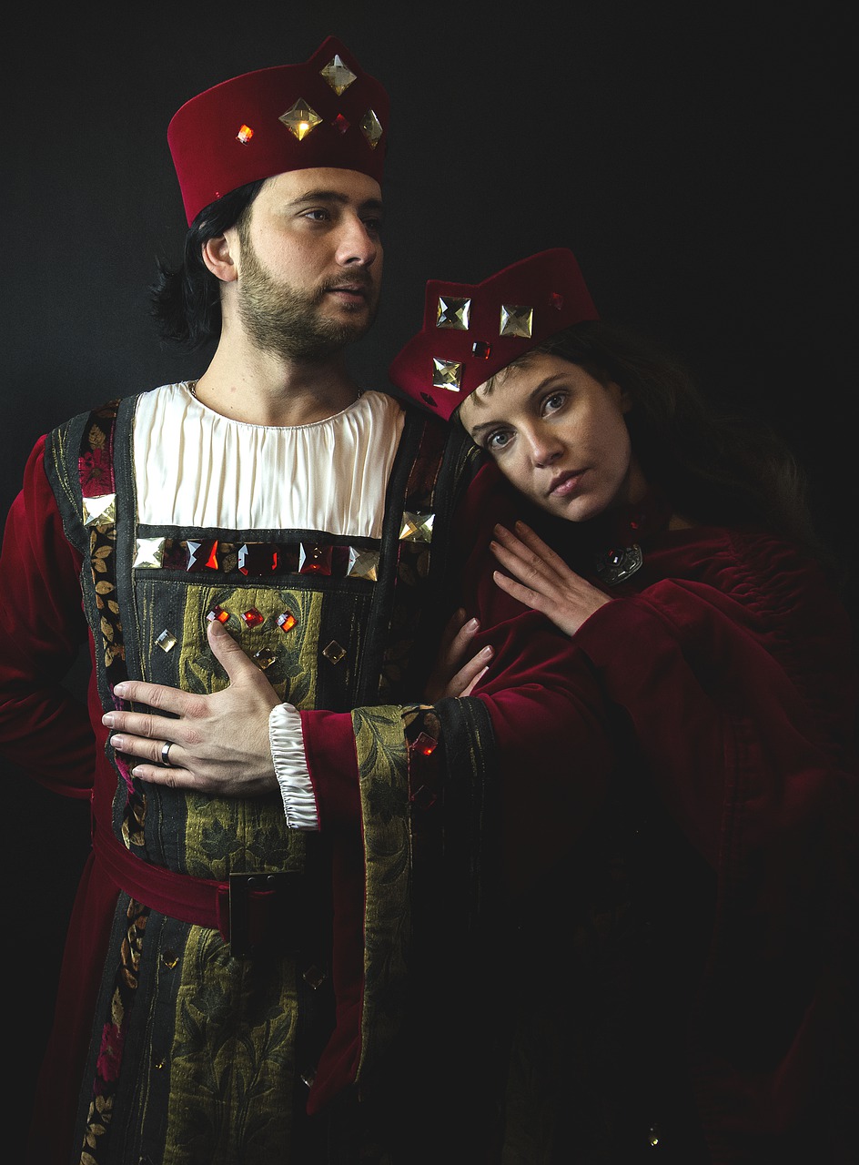 Middle Ages King Queen Model  - KHphotography / Pixabay