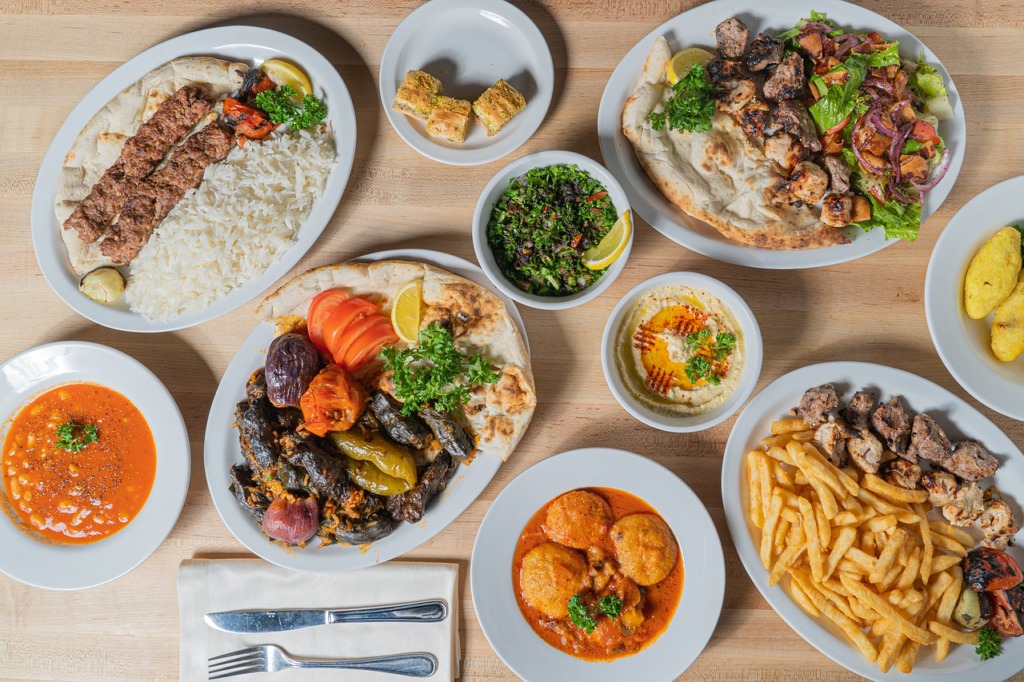 Middle Eastern Food Kebab  - timokefoto / Pixabay