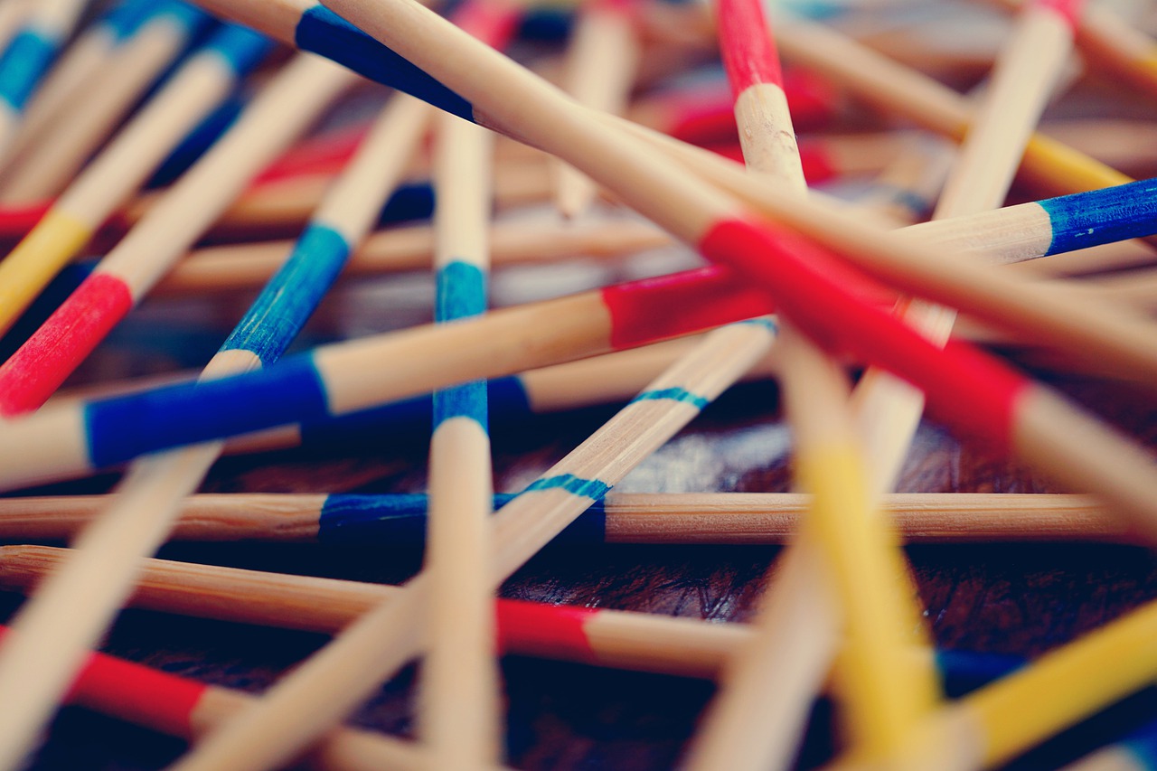 Mikado Game To Play Caution  - Kranich17 / Pixabay