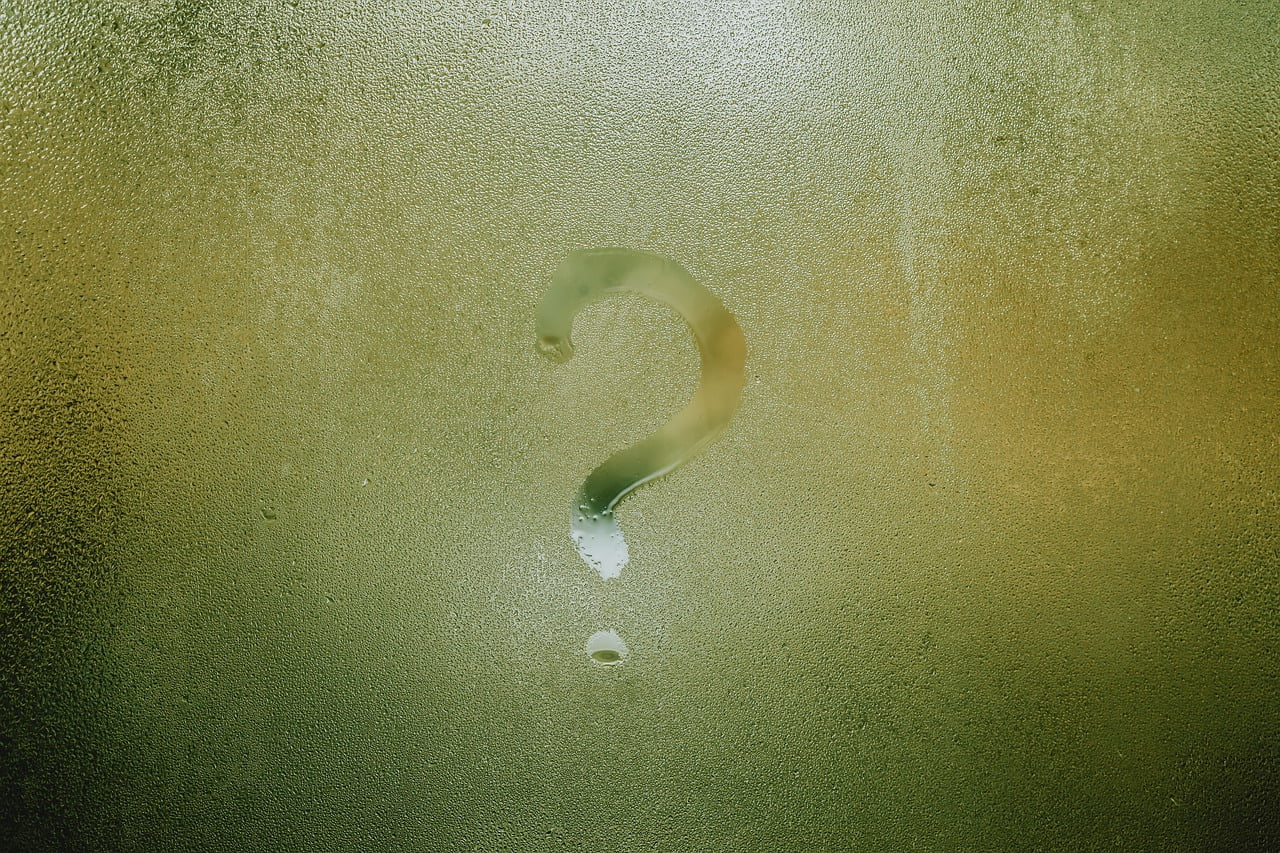 Moist Question Mark Glass Moisture  - filirovska / Pixabay