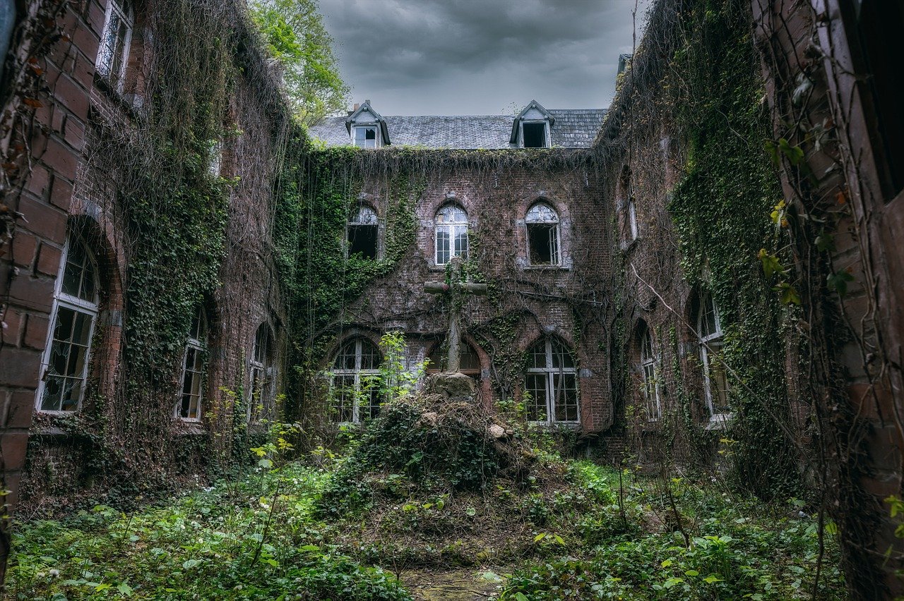 Monastery Cross Abandoned Building  - Tama66 / Pixabay
