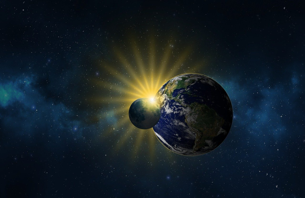 Moon Earth Eclipse Sun Space  - ParallelVision / Pixabay
