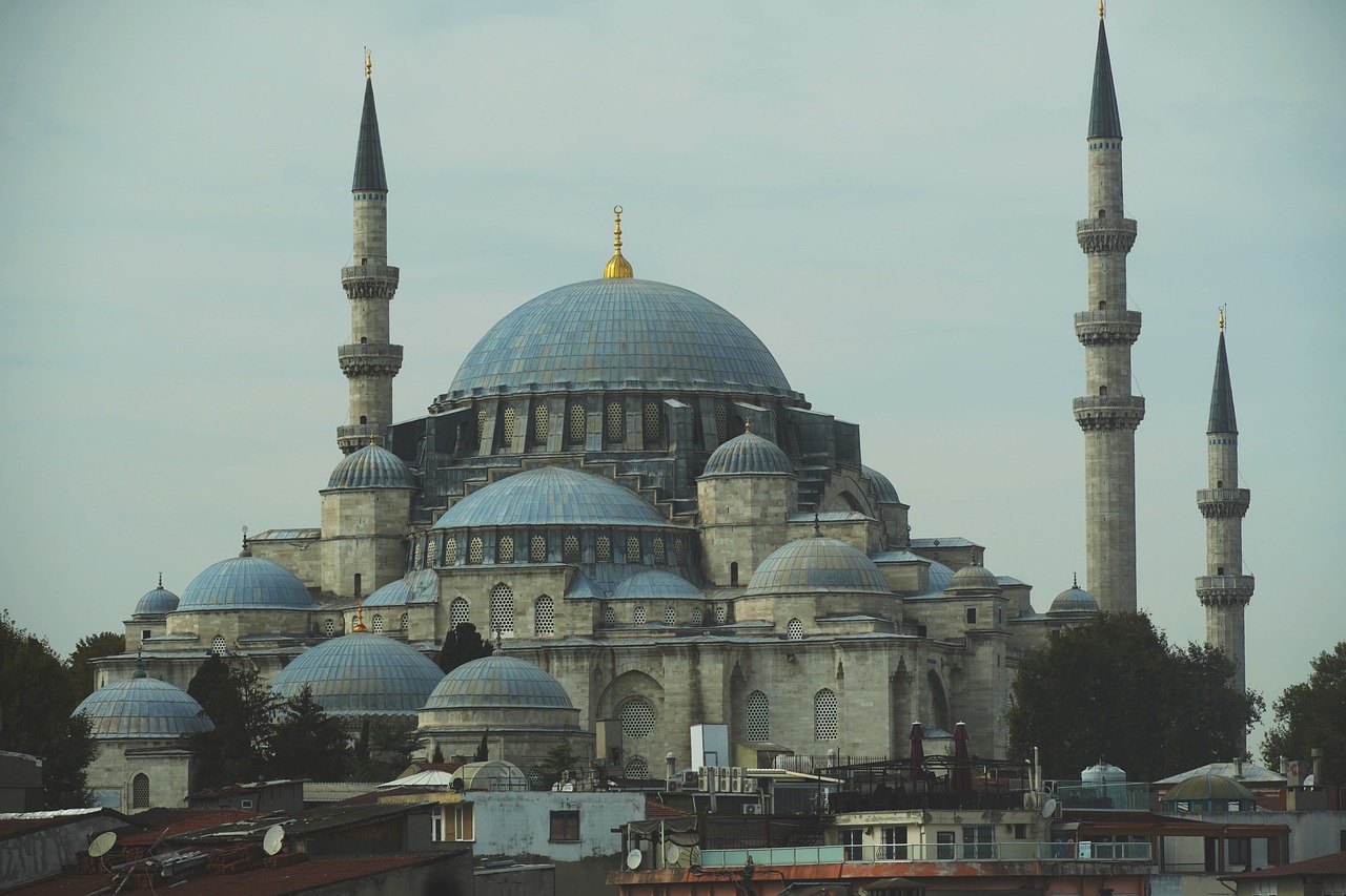 Mosque Minaret Building Structure  - alexman89 / Pixabay