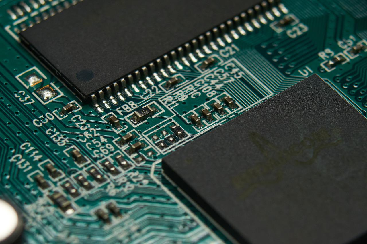 Motherboard Circuit Board Technology  - 21754954 / Pixabay