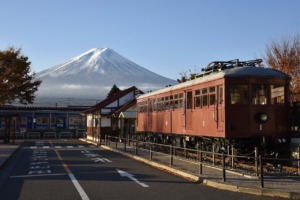 Mount Fuji Kawaguchiko Station Train  - 高捷 / Pixabay