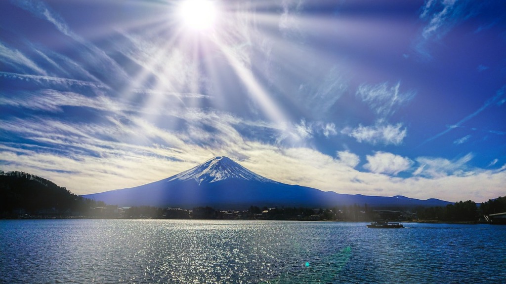 Mount Fuji Lake Kawaguchi Sky  - jun-sato / Pixabay